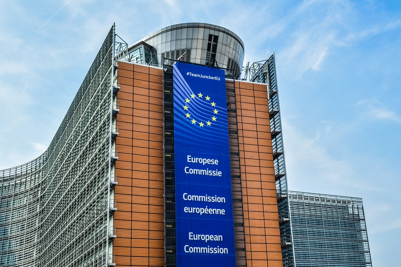 Fatturazione elettronica europea obbligatoria per freelance e assistenti virtuali cambiano le regole europee e come prepararsi